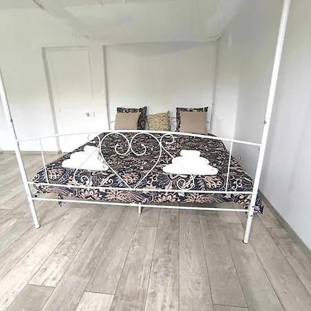 Spacieuse Maison Proche De La * 이포르