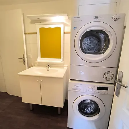 Spacieuse Maison Proche De La Vakantiehuis *